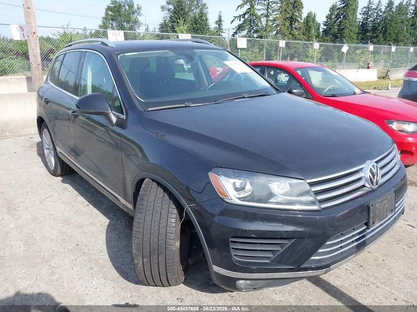 2016 VOLKSWAGEN TOUAREG VR6 SPORT | WVGEF9BP5GD006006 | UPCARS