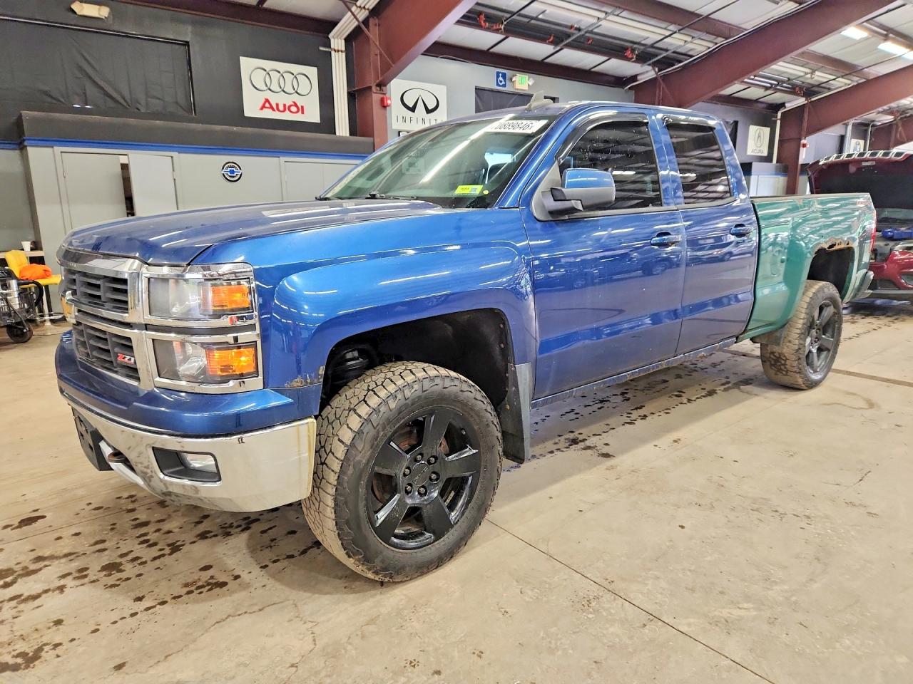 2015 CHEVROLET SILVERADO K1500 LT | 1GCVKREC2FZ208098 | UPCARS