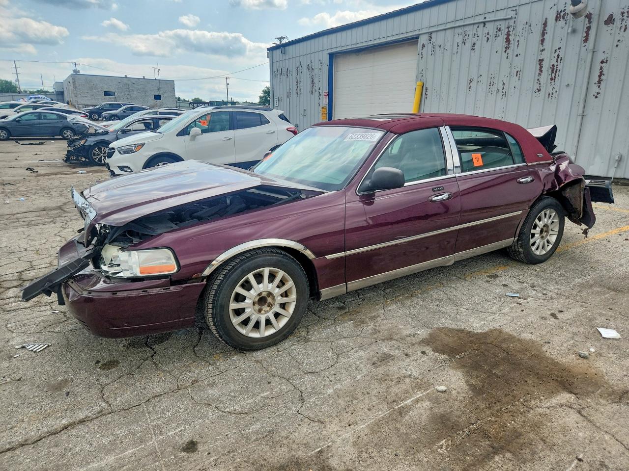 2006 LINCOLN TOWNCAR SIGNATURE LIMITED | 1LNHM82V76Y636435 | UPCARS