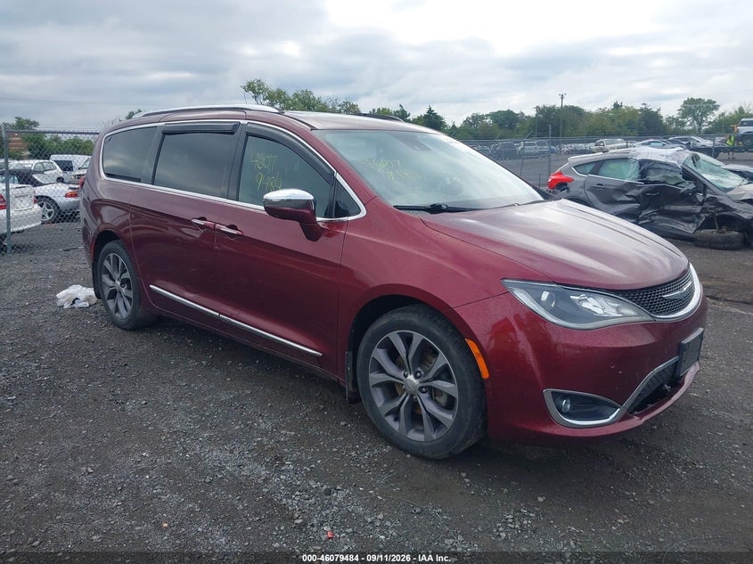 2017 CHRYSLER PACIFICA LIMITED | 2C4RC1GG2HR556092 | UPCARS