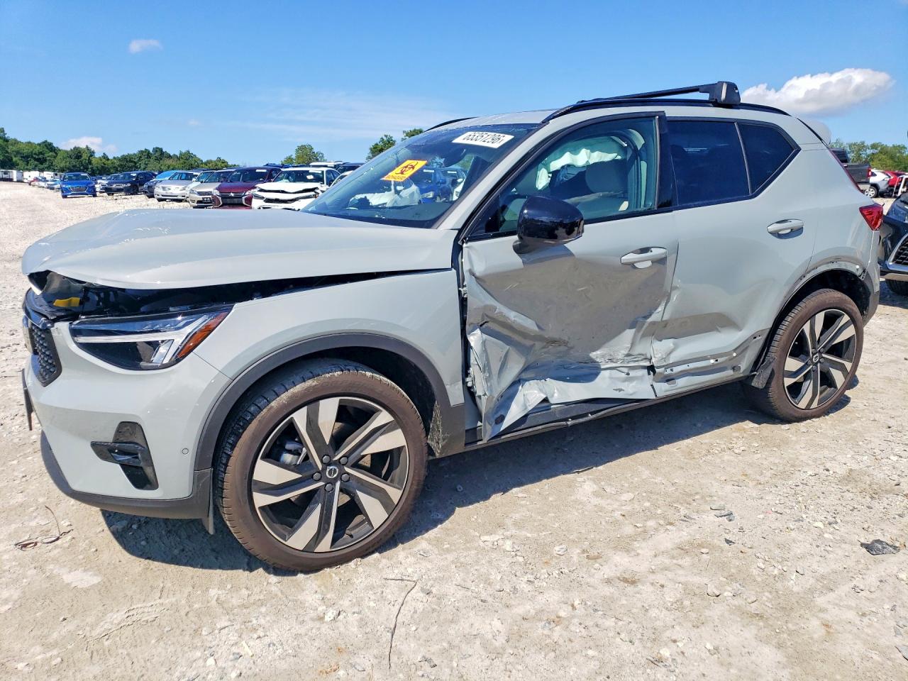 2026 VOLVO XC40 PLUS | YV4L12UC7T2772267 | UPCARS