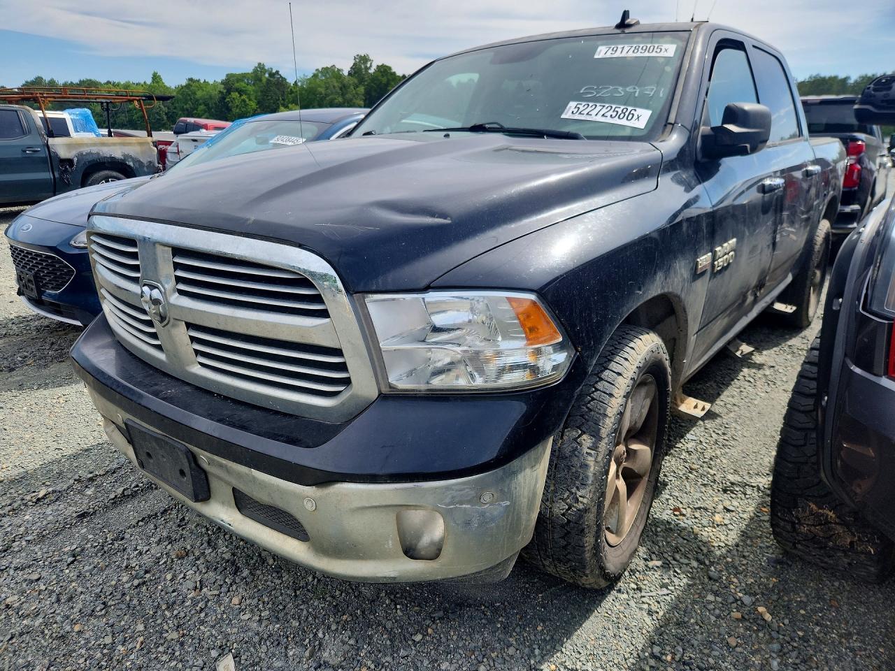 2017 RAM 1500 SLT | 3C6RR7LT6HG523971 | UPCARS