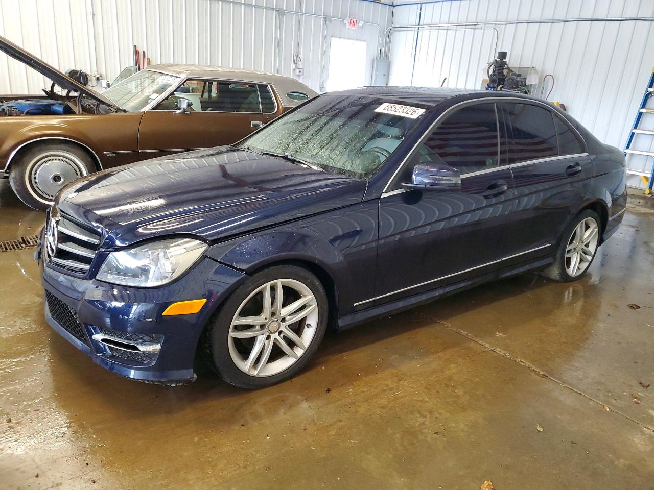 2014 MERCEDES-BENZ C-CLASS 250 | WDDGF4HB5EG253569 | UPCARS
