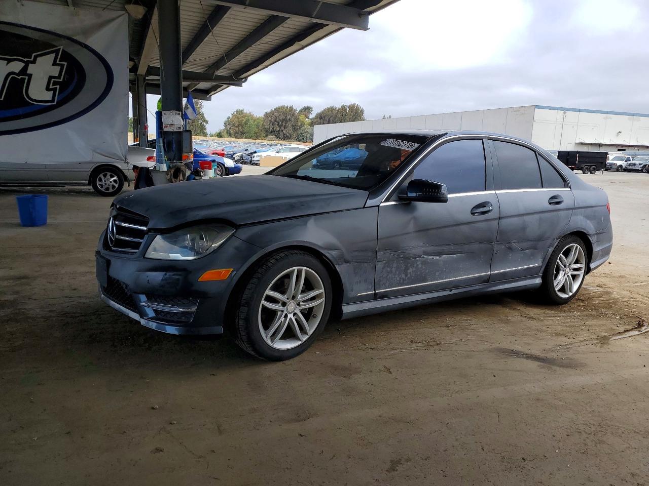2014 MERCEDES-BENZ C-CLASS 250 | WDDGF4HB3ER306645 | UPCARS