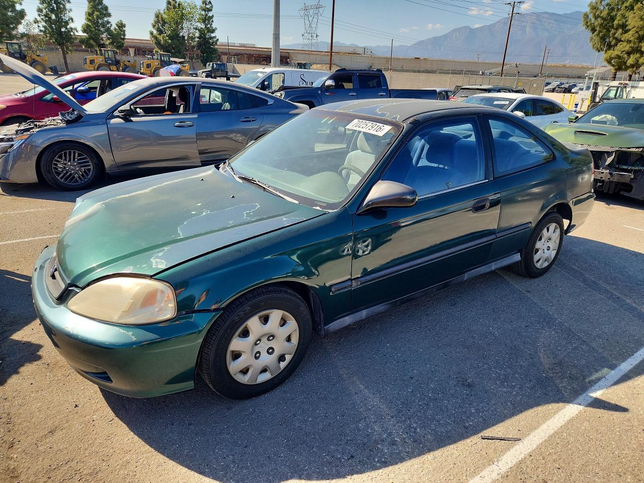 1999 HONDA CIVIC DX | 1HGEJ6221XL090936 | UPCARS