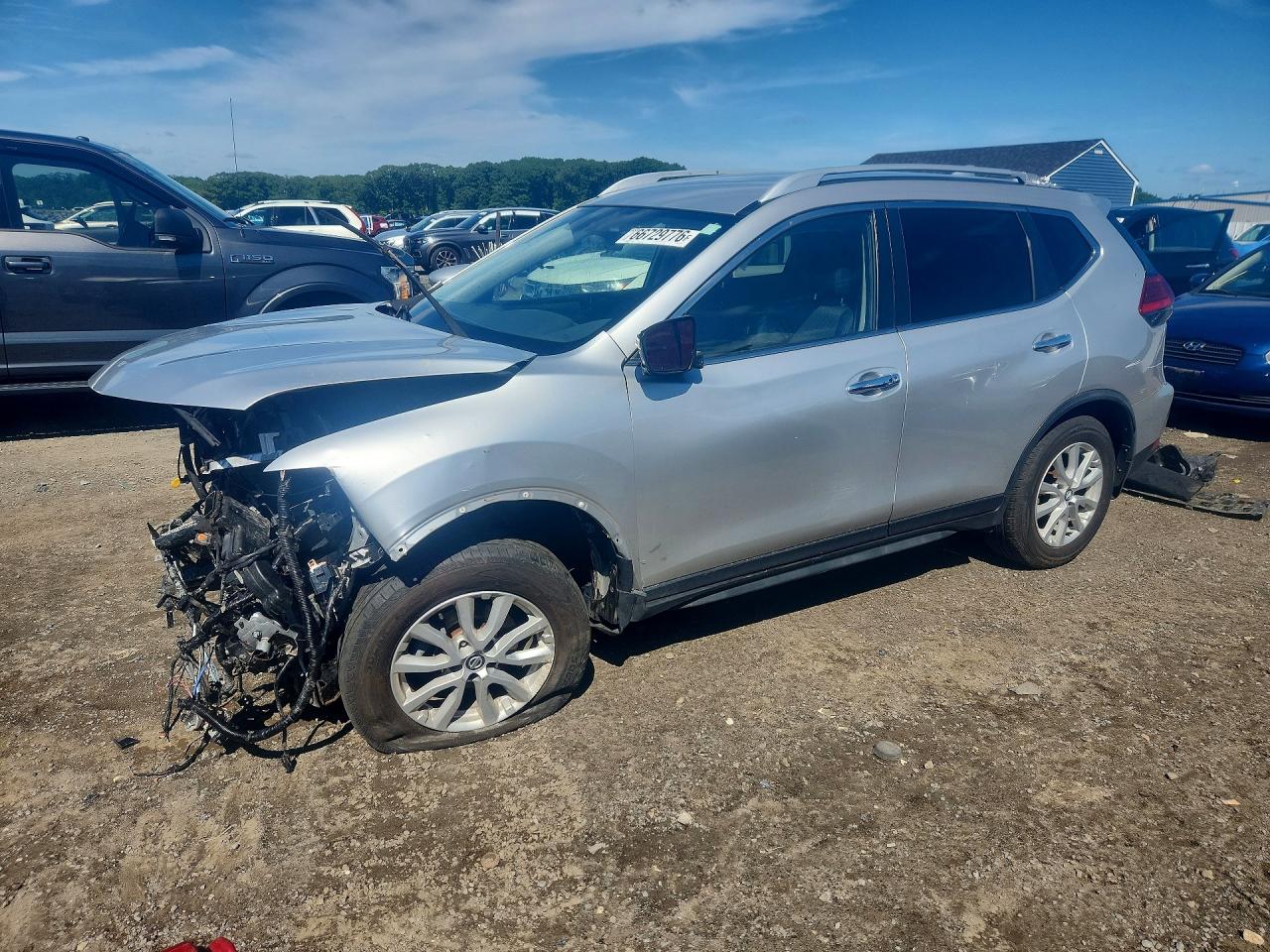 2017 NISSAN ROGUE SV | JN8AT2MV4HW281567 | UPCARS