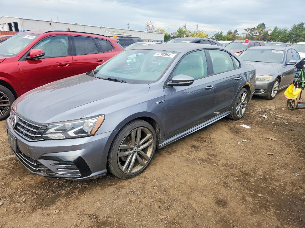 2018 VOLKSWAGEN PASSAT S | 1VWAA7A35JC045676 | UPCARS