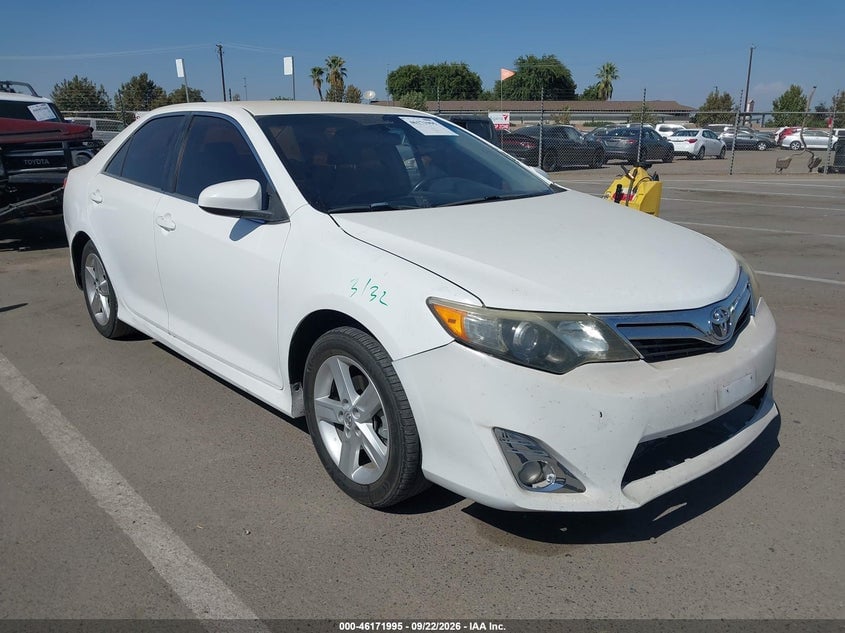 2014 TOYOTA CAMRY SE | 4T1BF1FK8EU436872 | UPCARS
