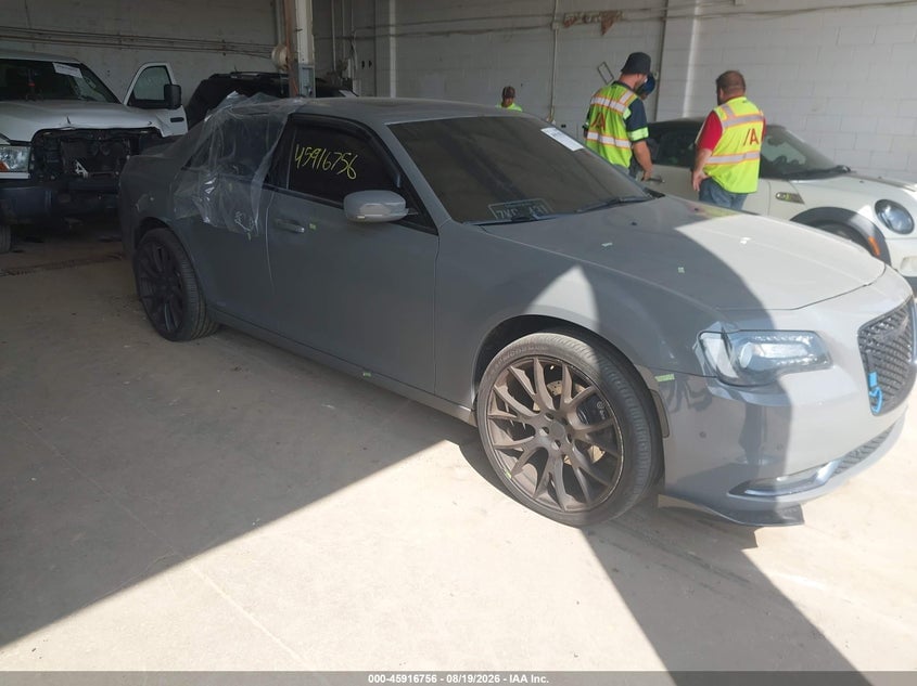 2017 CHRYSLER 300S AWD | 2C3CCAGG4HH513003 | UPCARS