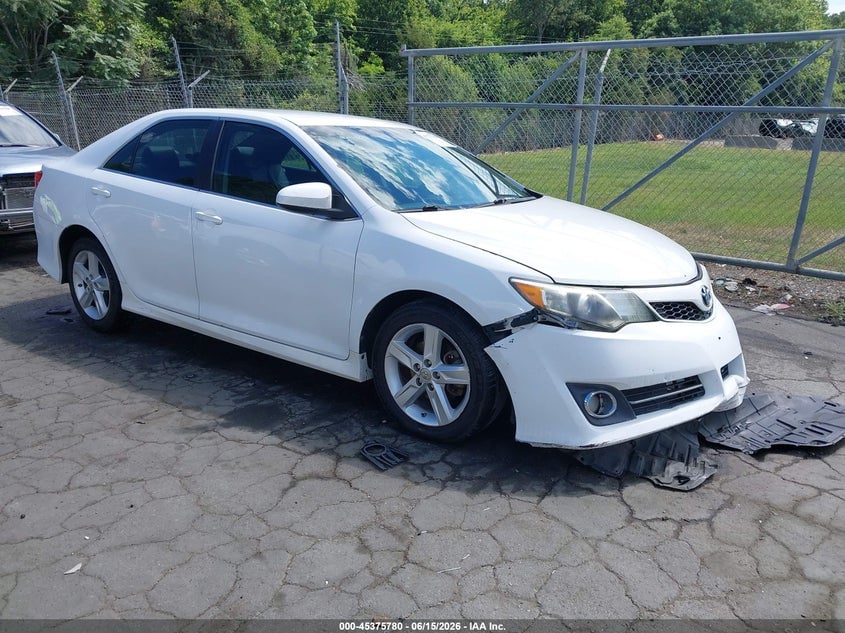 2014 TOYOTA CAMRY SE | 4T1BF1FK4EU346330 | UPCARS
