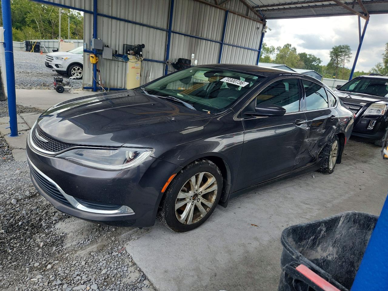 2015 CHRYSLER 200 LIMITED | 1C3CCCAB9FN555437 | UPCARS