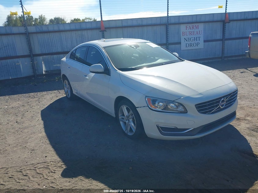 2015 VOLVO S60 T5 PREMIER | YV140MFBXF2306552 | UPCARS