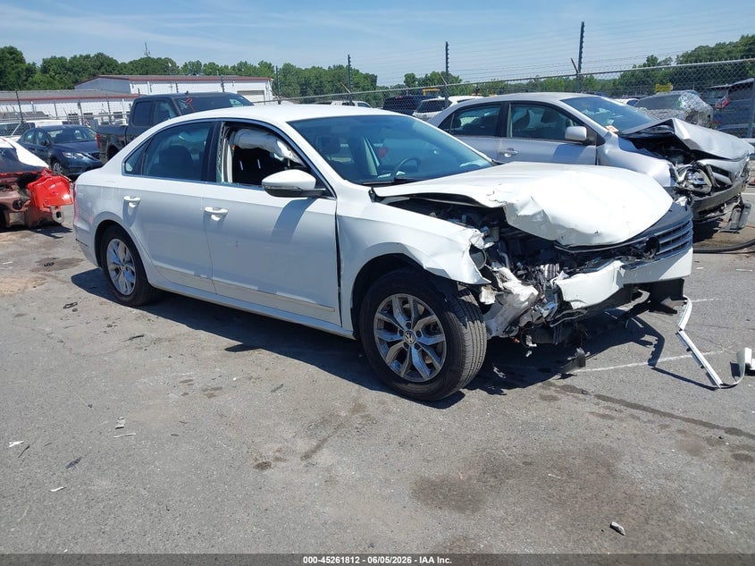 2016 VOLKSWAGEN PASSAT 1.8T S | 1VWAT7A32GC026313 | UPCARS