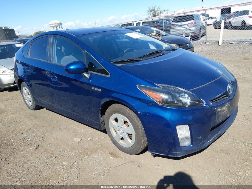 2011 TOYOTA PRIUS TWO | JTDKN3DU8B0277698 | UPCARS