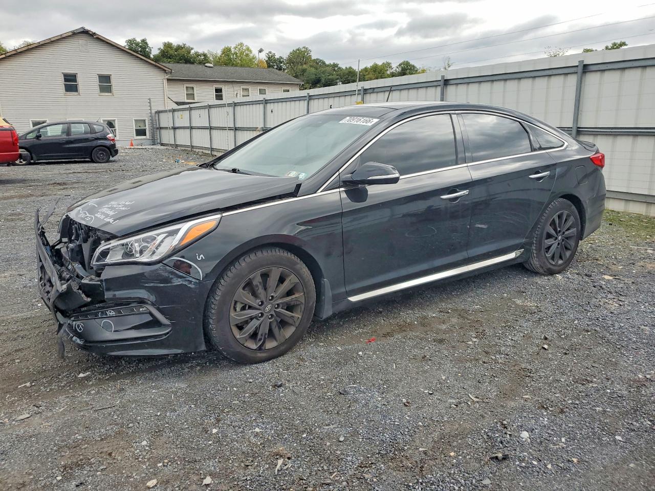 2016 HYUNDAI SONATA LIMITED | 5NPE34AF2GH321591 | UPCARS