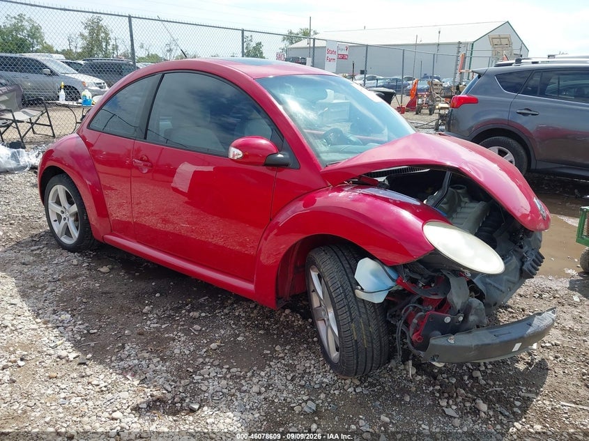 2010 VOLKSWAGEN NEW BEETLE 2.5L | 3VWRW3AG0AM025043 | UPCARS