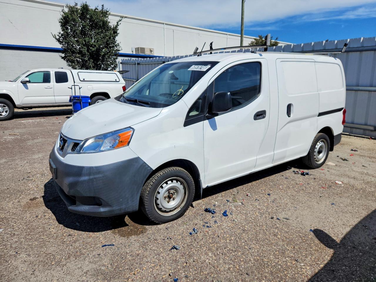 2018 NISSAN NV S | 3N6CM0KN2JK704380 | UPCARS