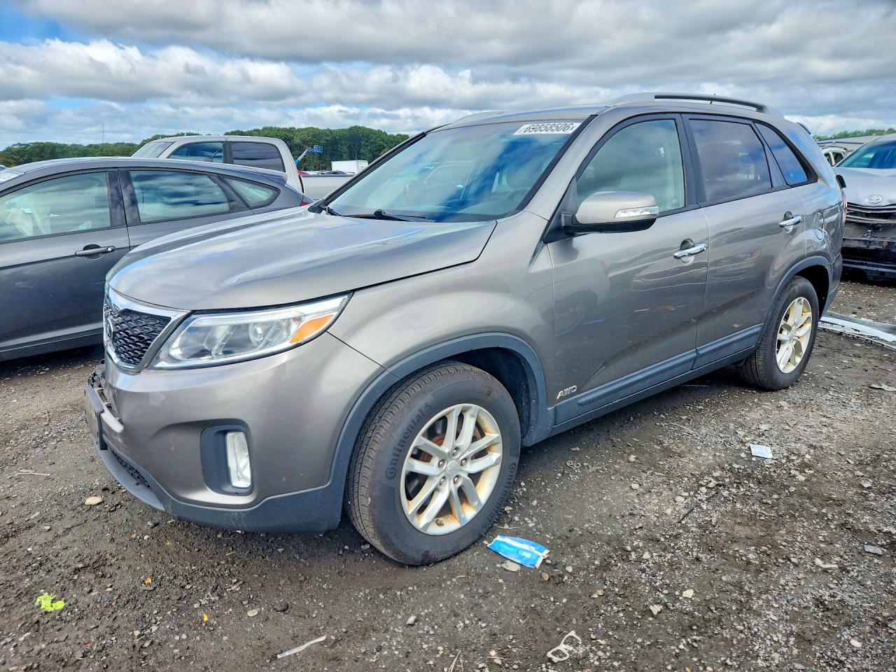 2014 KIA SORENTO LX | 5XYKTCA61EG544304 | UPCARS