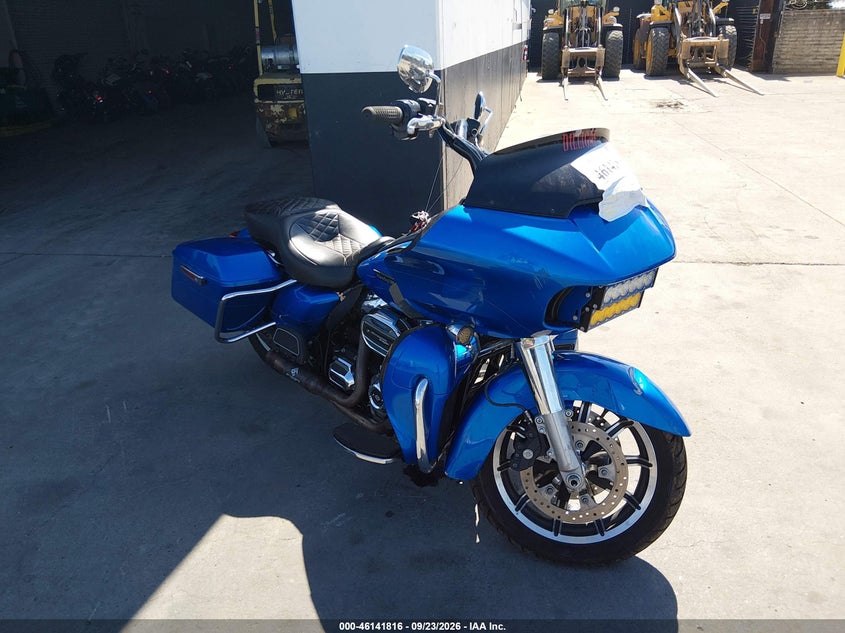 2018 HARLEY-DAVIDSON FLTRU | 1HD1KGD38JB672842 | UPCARS