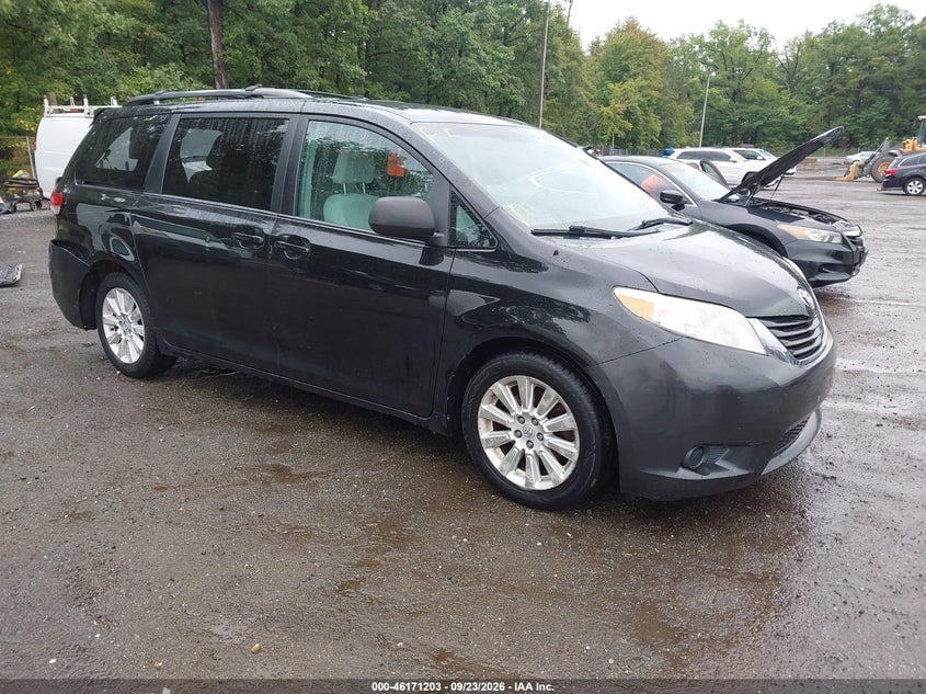 2013 TOYOTA SIENNA LE 7 PASSENGER | 5TDJK3DC6DS058637 | UPCARS