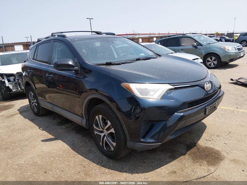2018 TOYOTA RAV4 LE | 2T3BFREV7JW766403 | UPCARS