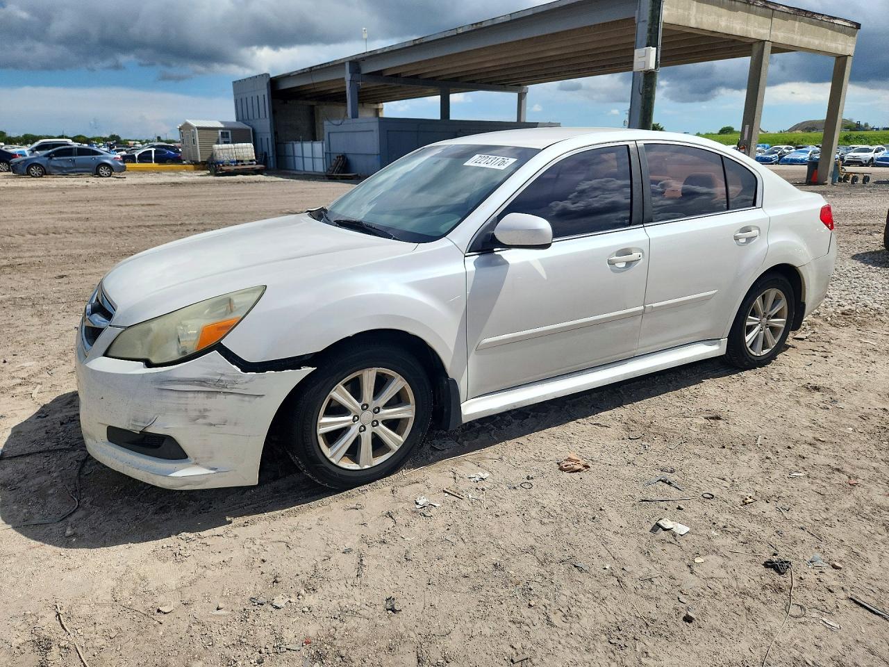 2011 SUBARU LEGACY 2.5I PREMIUM | 4S3BMBC68B3252718 | UPCARS