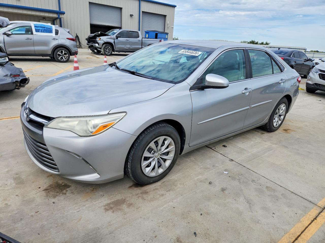 2016 TOYOTA CAMRY LE | 4T4BF1FK2GR568728 | UPCARS