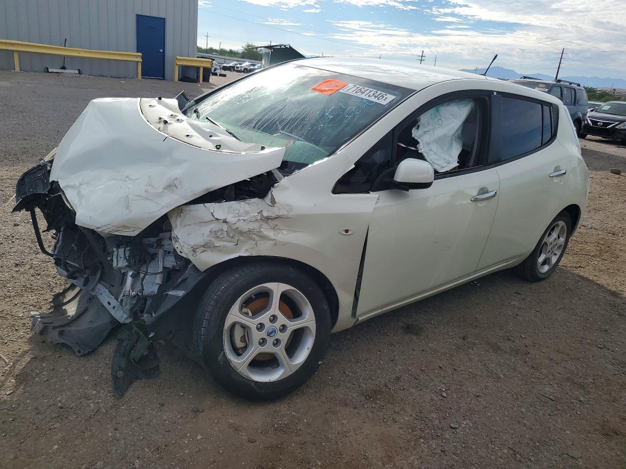 2011 NISSAN LEAF SV | JN1AZ0CP8BT002568 | UPCARS