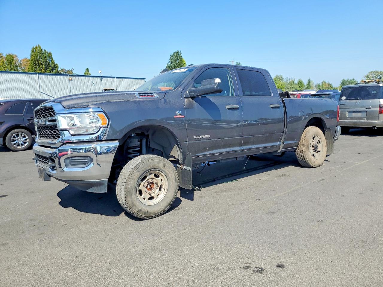 2019 RAM 2500 TRADESMAN | 3C6UR5CL2KG581601 | UPCARS