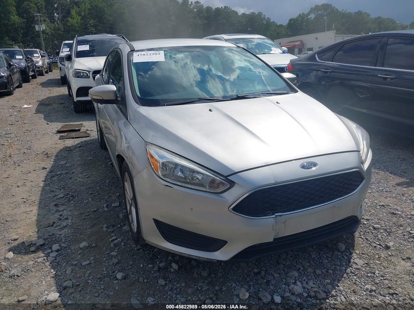 2016 FORD FOCU SE | 1FADP3F2XGL310856 | UPCARS