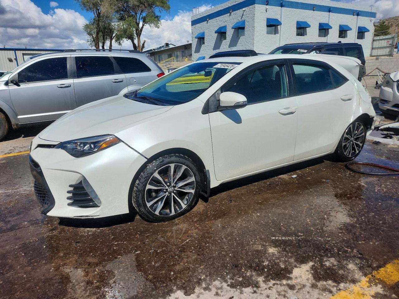 2017 TOYOTA COROLLA SE | 5YFBURHE6HP647263 | UPCARS