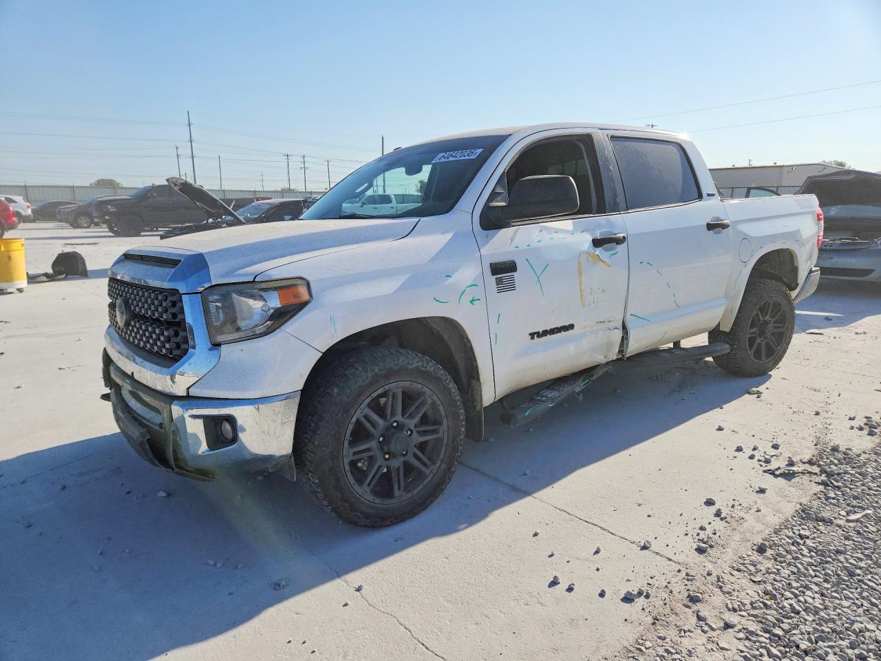 2019 TOYOTA TUNDRA CREWMAX SR5 | 5TFDW5F10KX863033 | UPCARS