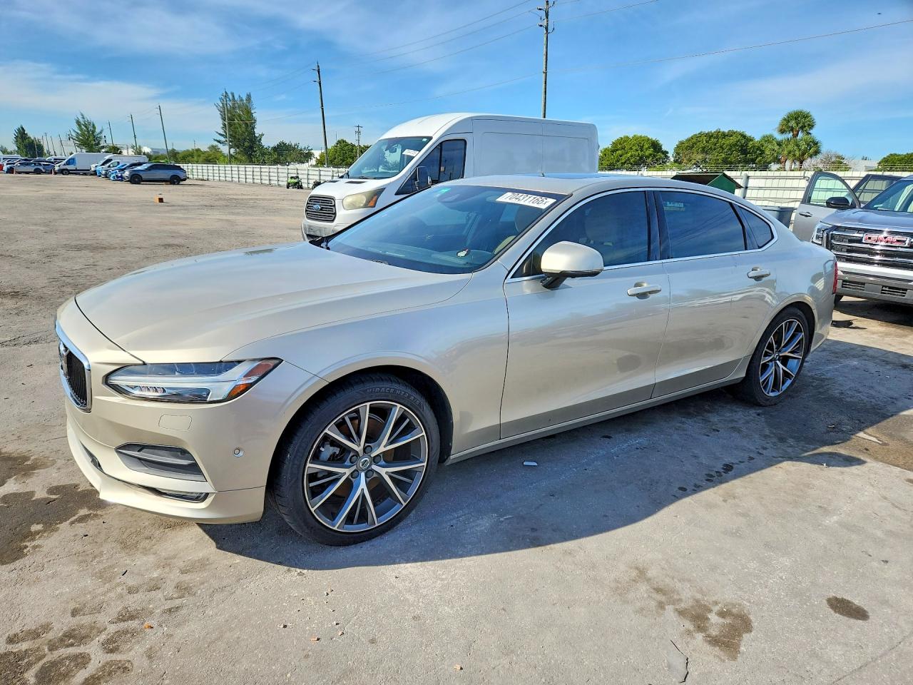 2018 VOLVO S90 T5 MOMENTUM | LVY982AK2JP004385 | UPCARS