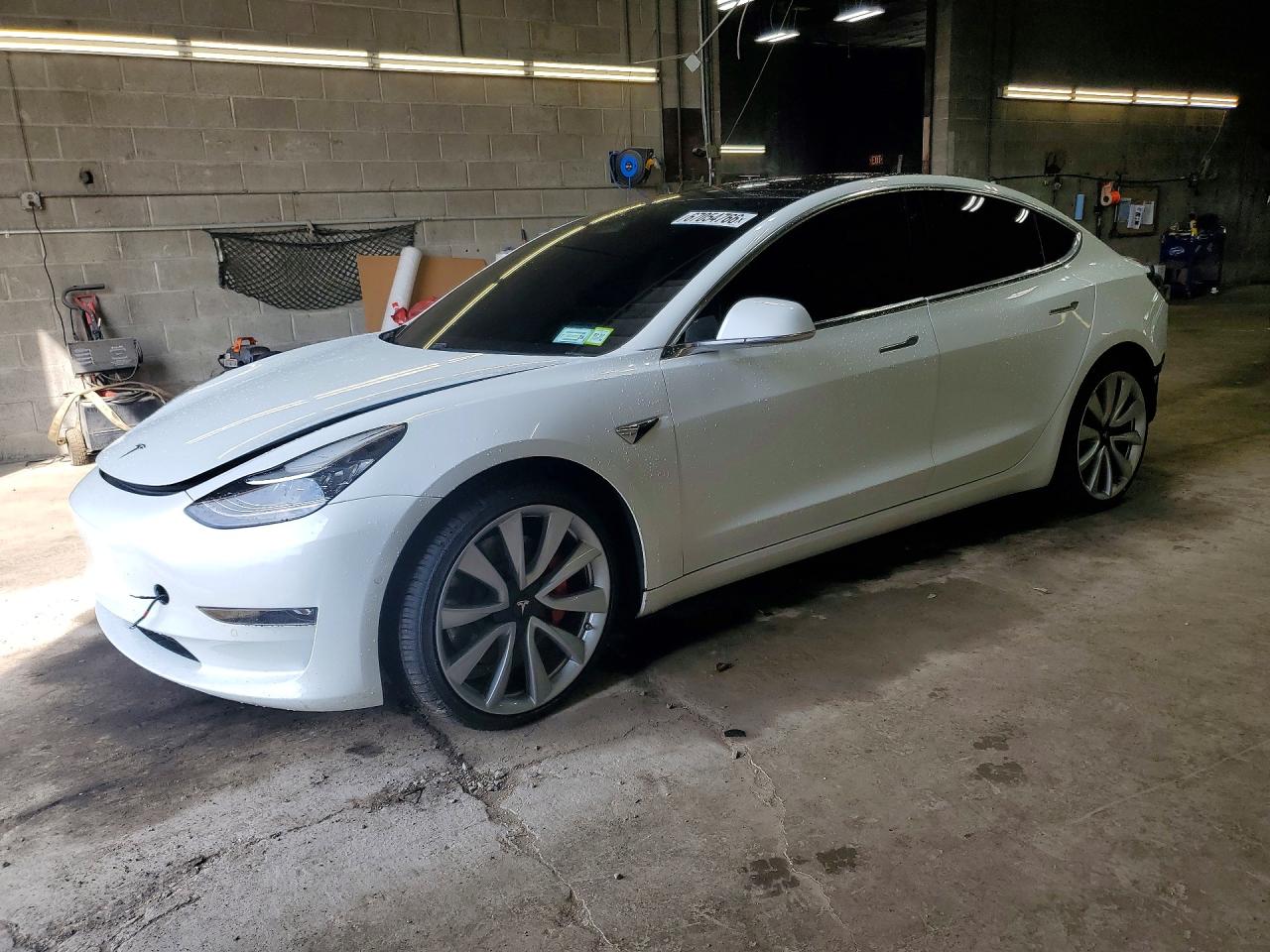 2018 TESLA MODEL 3 | 5YJ3E1EB8JF106570 | UPCARS