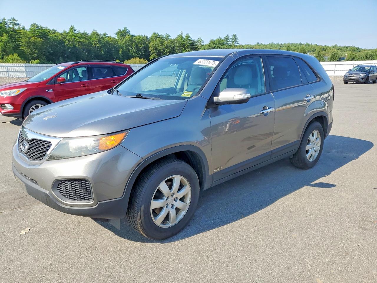 2012 KIA SORENTO LX | 5XYKTDA65CG188166 | UPCARS