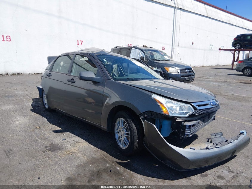 2010 FORD FOCU SE | 1FAHP3FN8AW154043 | UPCARS