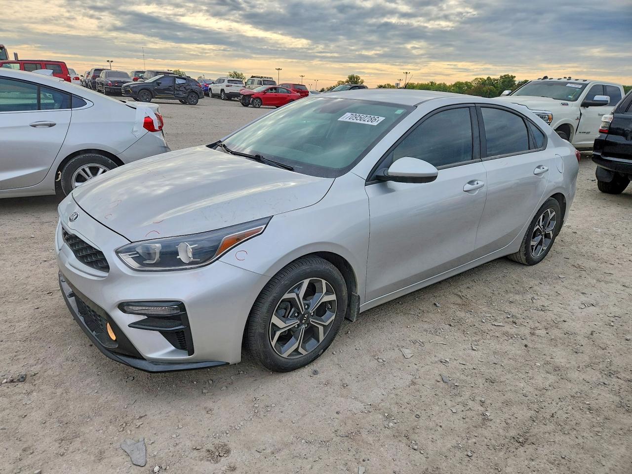 2019 KIA FORTE LXS | 3KPF24AD8KE073575 | UPCARS