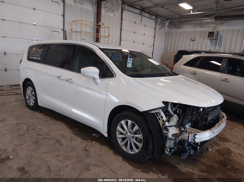 2018 CHRYSLER PACIFICA TOURING PLUS | 2C4RC1FG1JR112502 | UPCARS