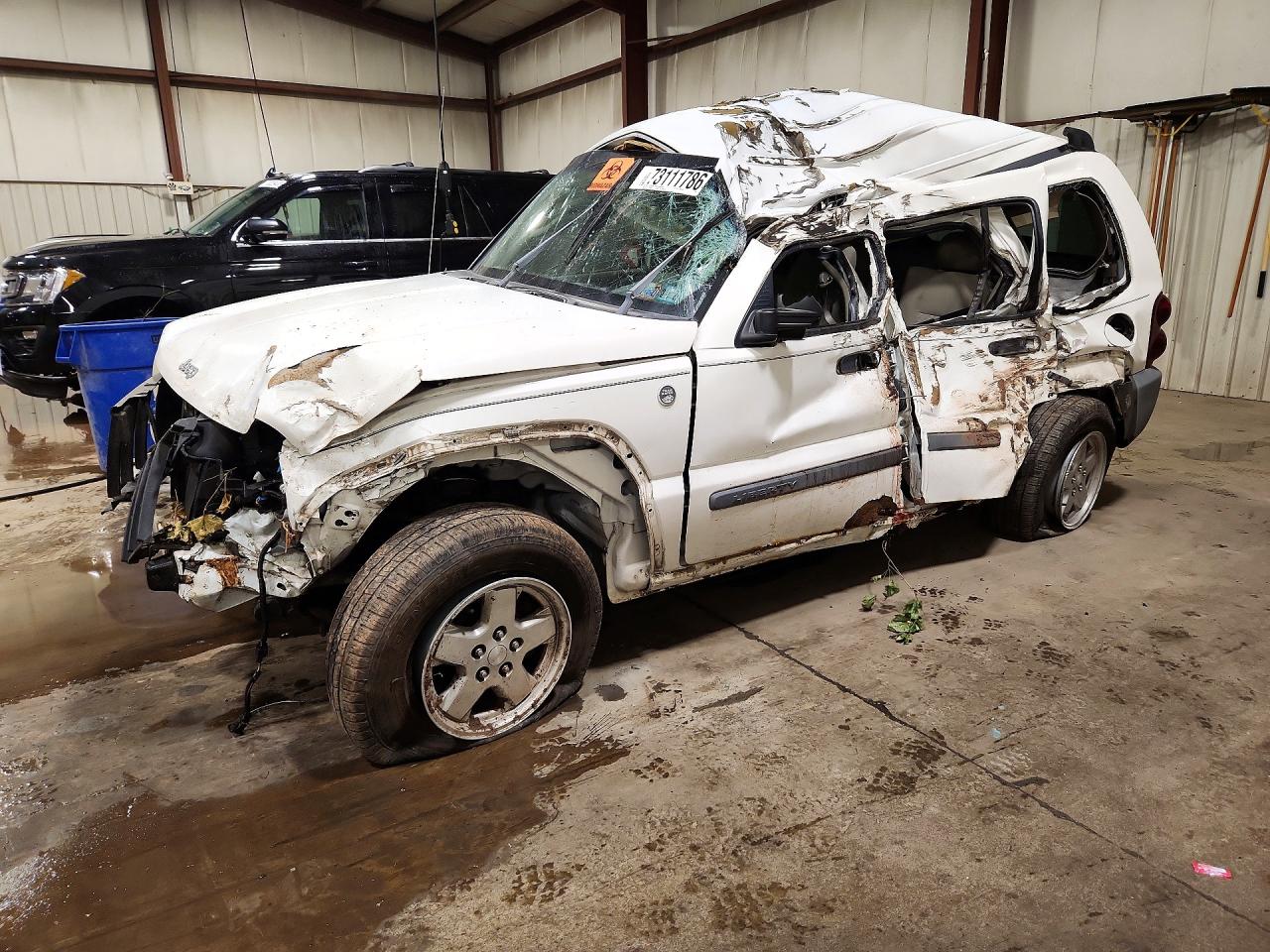 2005 JEEP LIBERTY SPORT | 1J4GL48K55W675201 | UPCARS