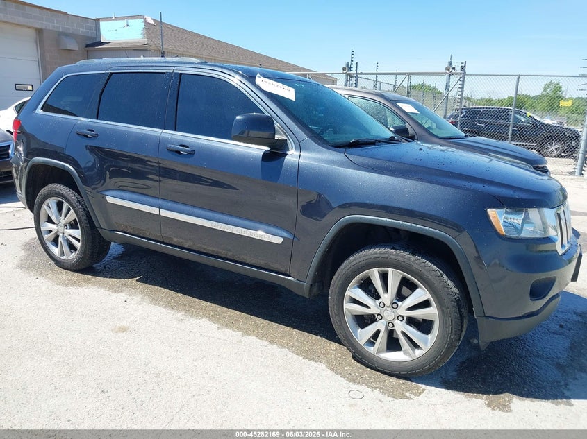 2013 JEEP GRAND CHEROKEE LAREDO | 1C4RJFAG0DC602887 | UPCARS