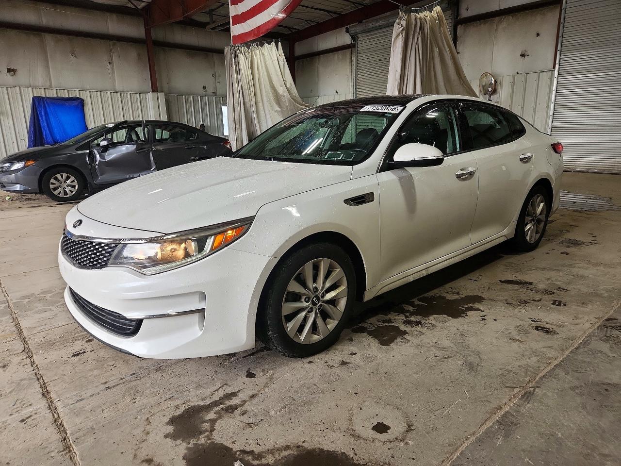 2016 KIA OPTIMA EX | 5XXGU4L36GG102542 | UPCARS