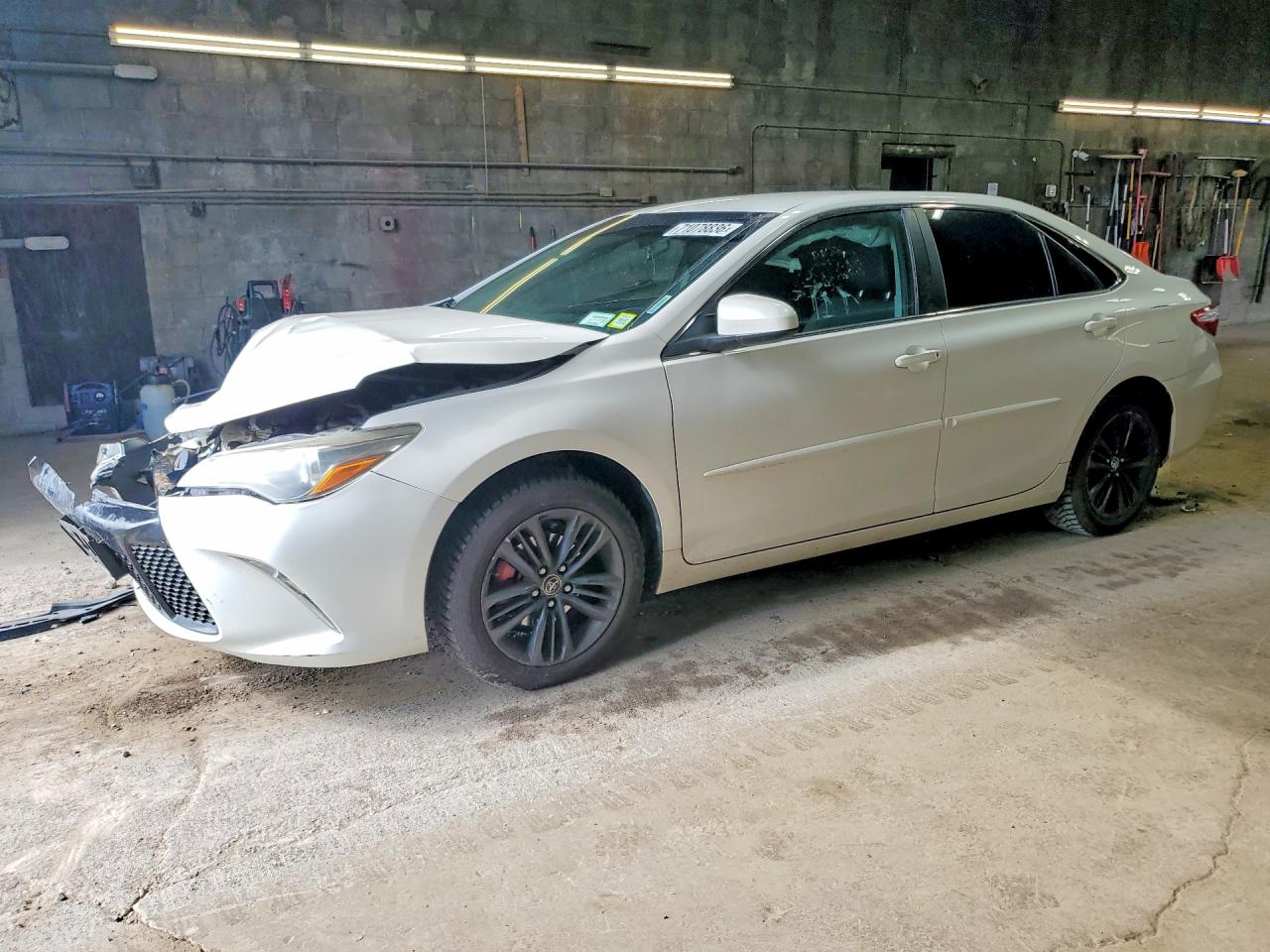 2017 TOYOTA CAMRY SE | 4T1BF1FKXHU391566 | UPCARS