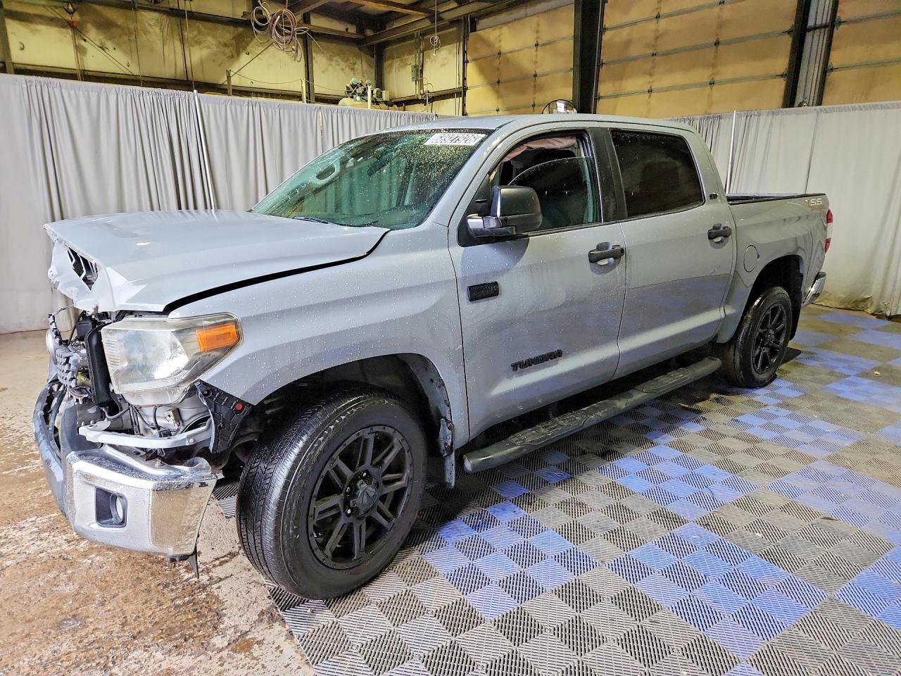 2020 TOYOTA TUNDRA CREWMAX SR5 | 5TFEY5F19LX262459 | UPCARS