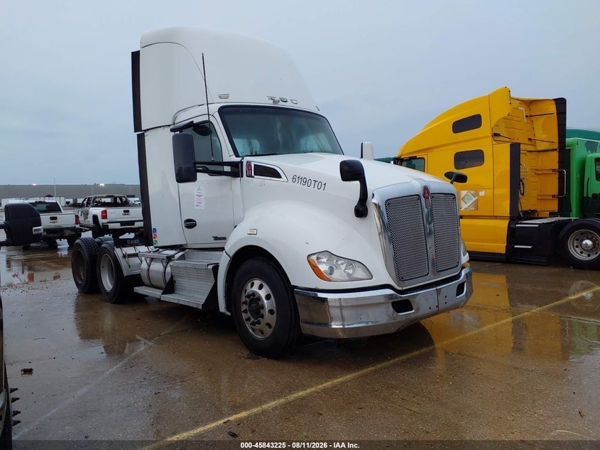 2016 KENWORTH CONSTRUCTION T680 | 1XKYD49X8GJ119616 | UPCARS