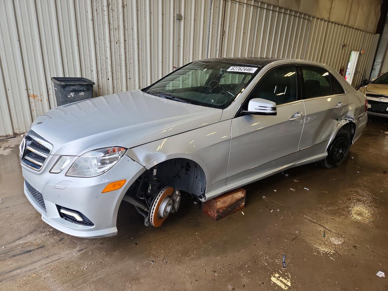 2011 MERCEDES-BENZ E-CLASS 550 4MATIC | WDDHF9AB7BA303852 | UPCARS