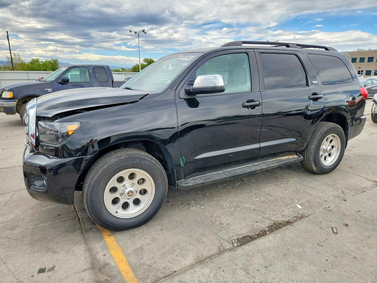 2016 TOYOTA SEQUOIA SR5 | 5TDBW5G1XGS142561 | UPCARS