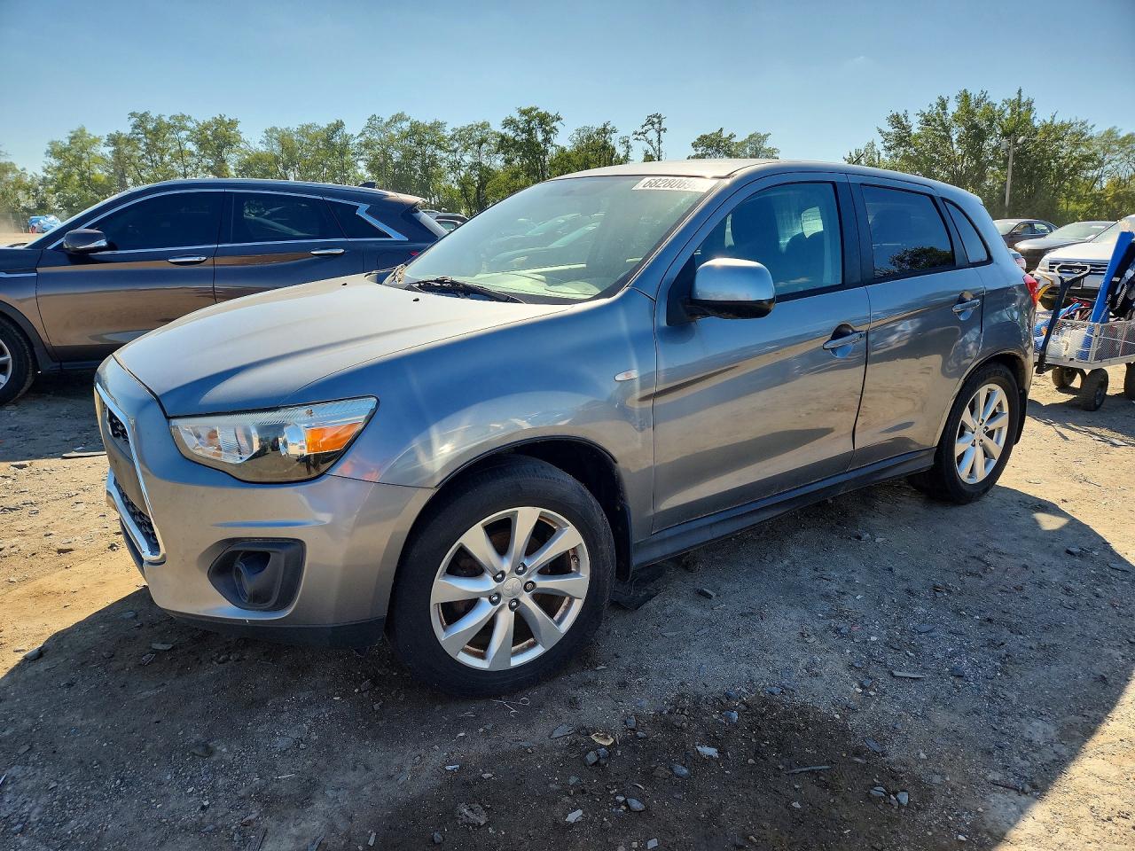 2015 MITSUBISHI OUTLANDER ES | 4A4AP3AW6FE054802 | UPCARS