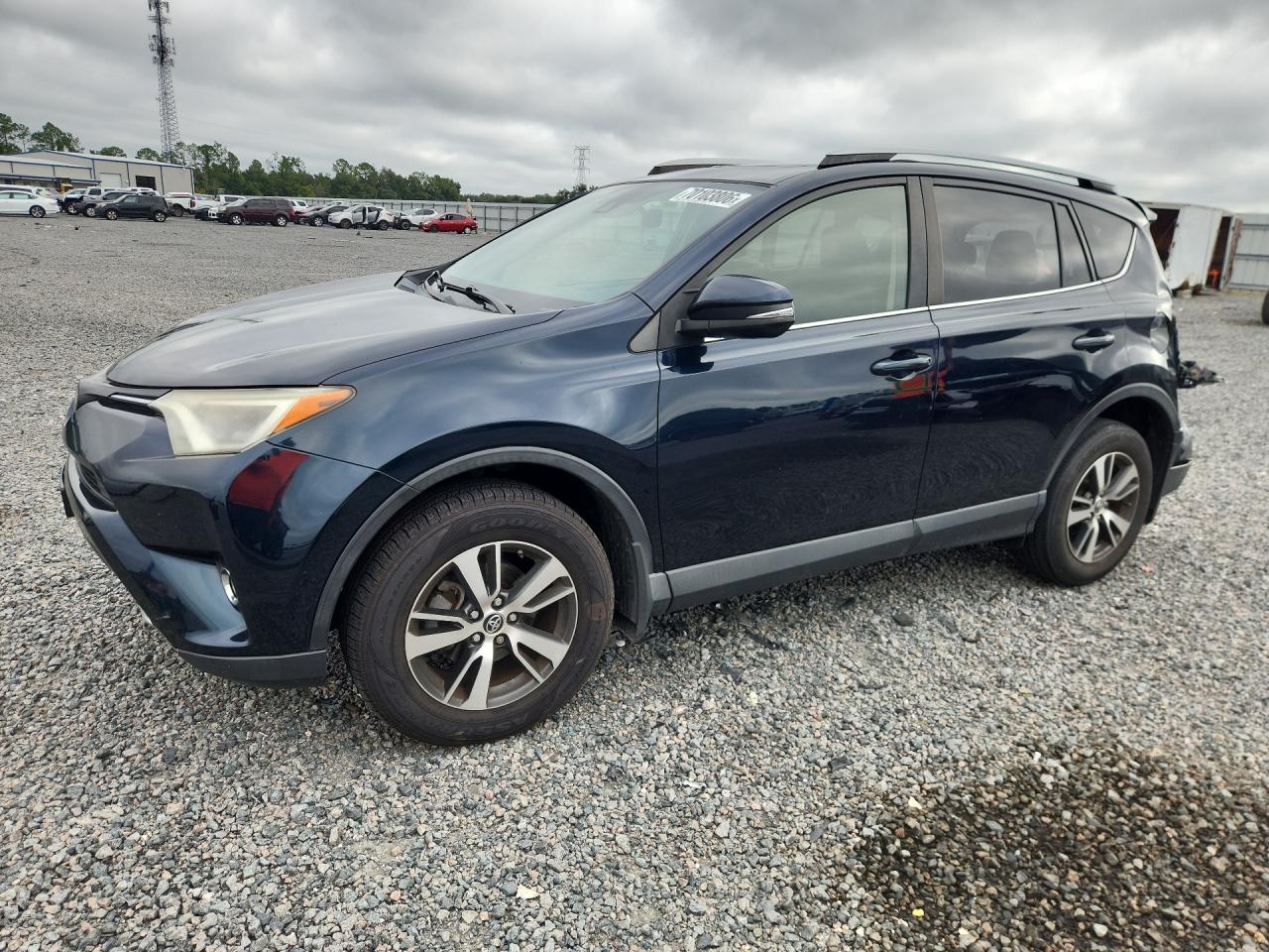 2017 TOYOTA RAV4 XLE | JTMRFREV8HD211188 | UPCARS