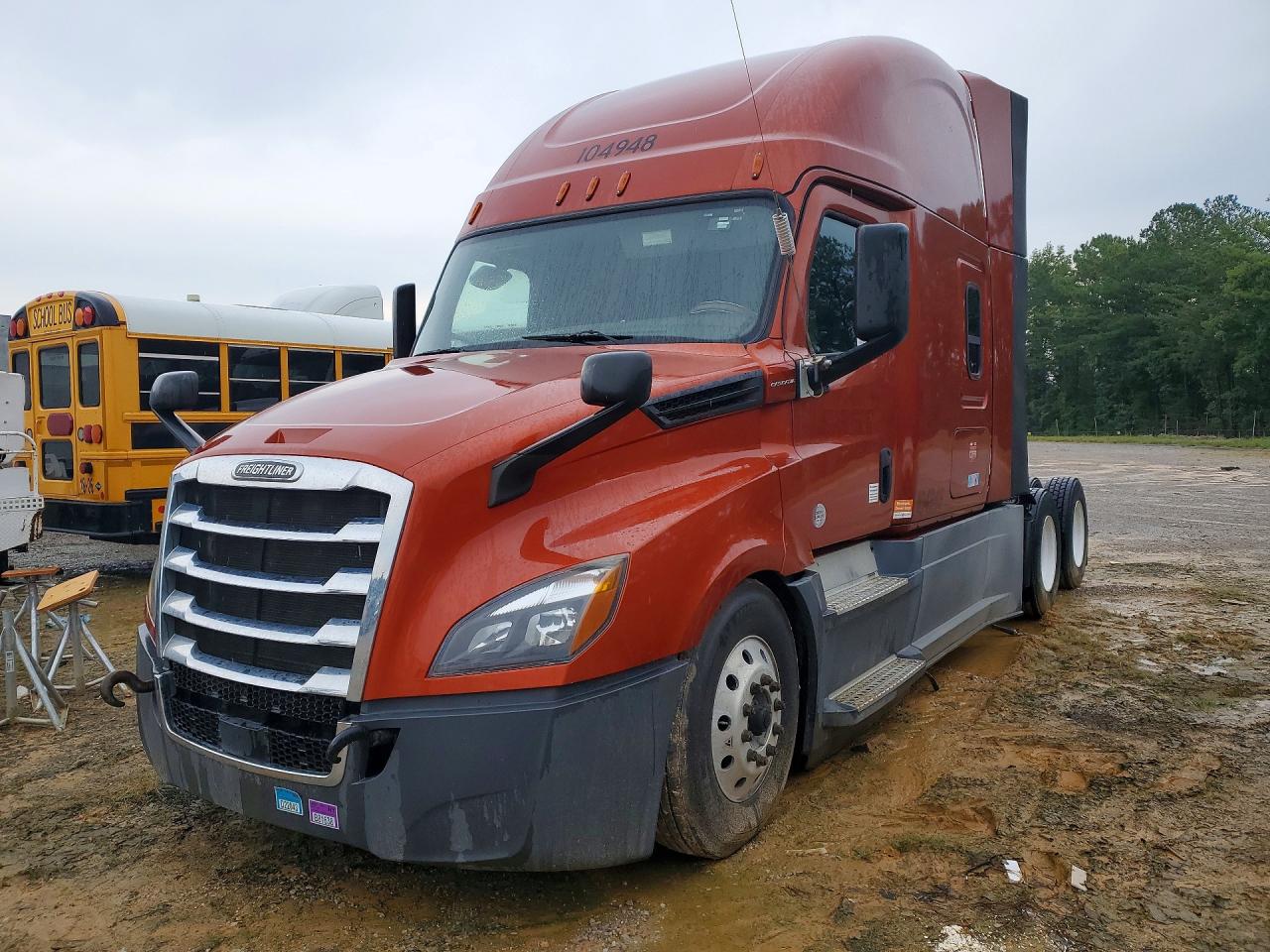 2019 FREIGHTLINER ALL OTHER "126" SLEEPER CAB" | 3AKJHHDR2KSKF7126 | UPCARS
