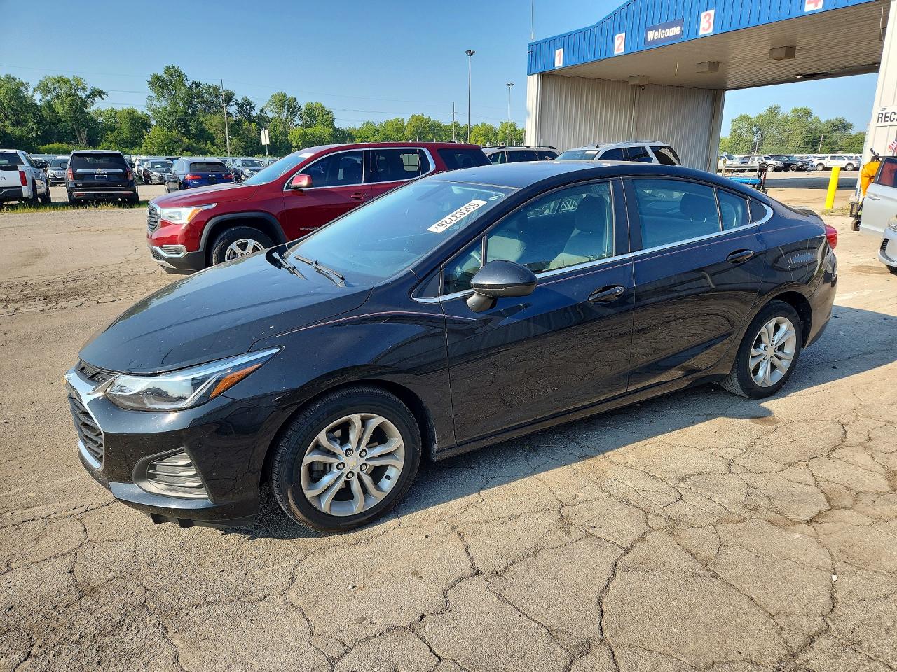 2019 CHEVROLET CRUZE LT | 1G1BE5SM0K7139071 | UPCARS
